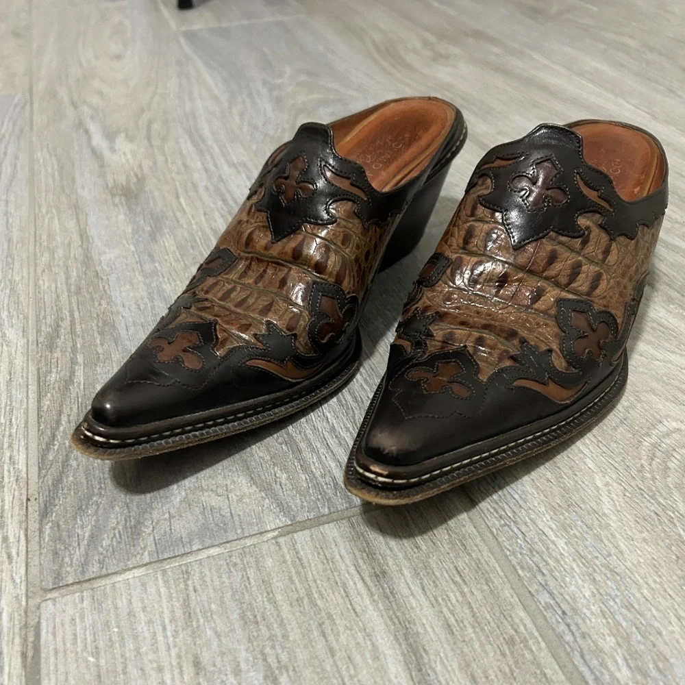 Women's Donald J. Pliner Black/Tan Western Shoe Boot/Mule/Clog - 6-6.5 - Picture 2 of 10